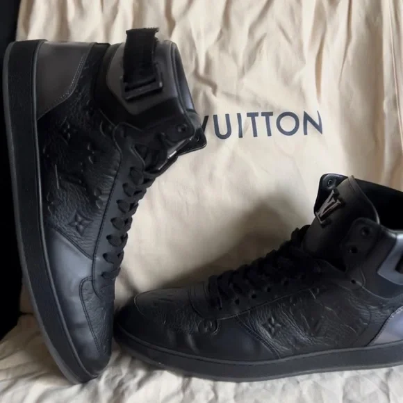 Louis Vuitton men sneaker boots size 10 USA. Louis Vuitton Men main image 2